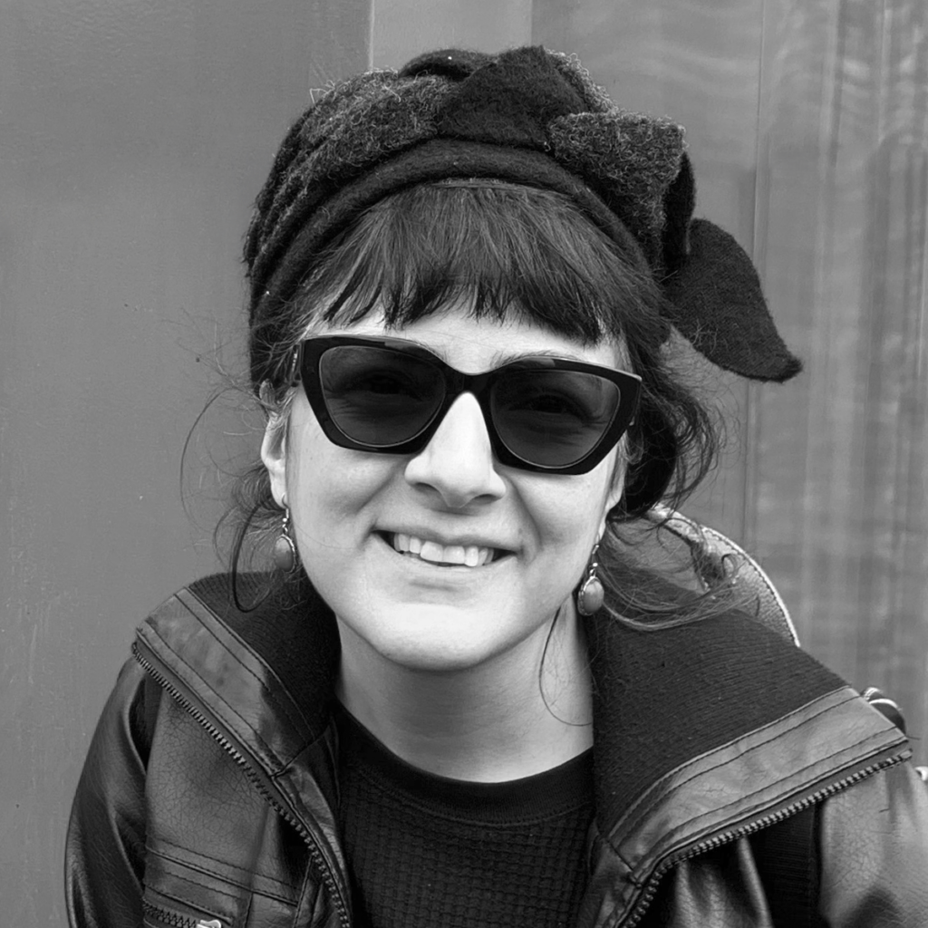 woman wearing dark sunglasses