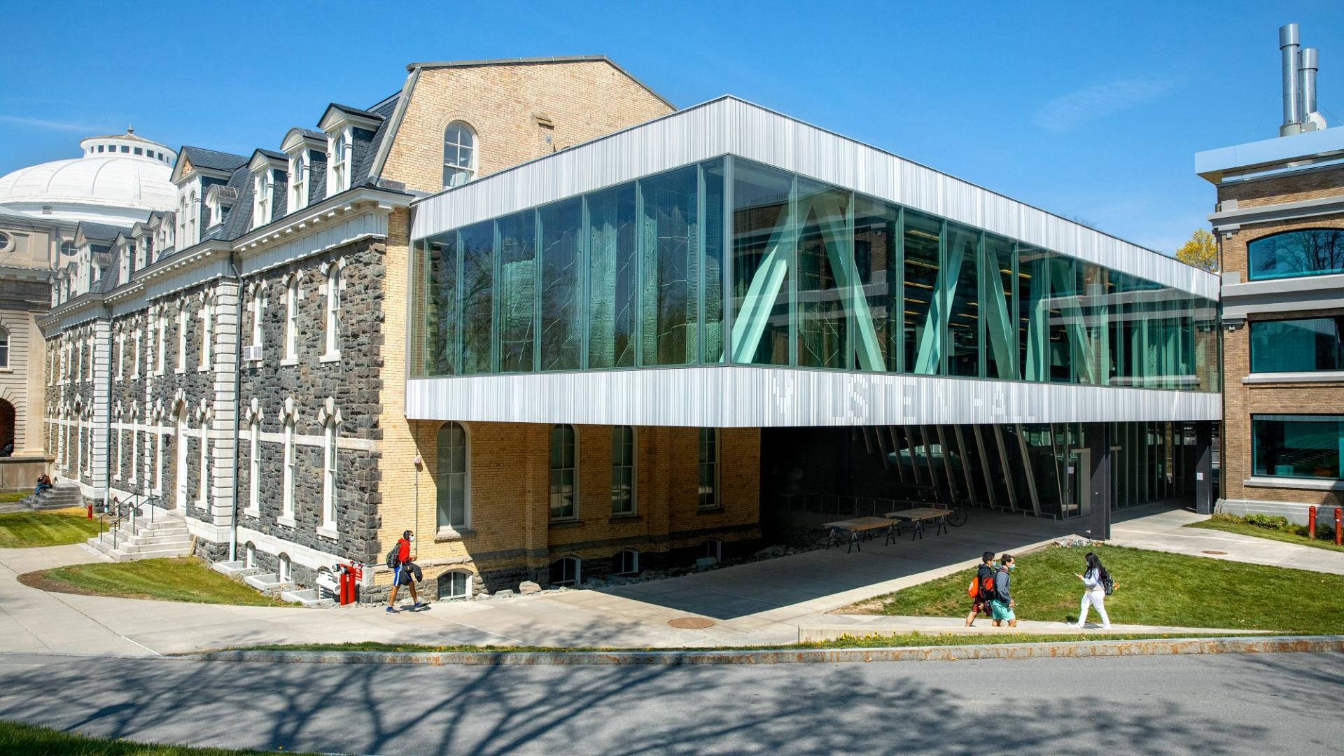 Students walking on a college campus