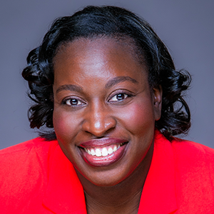 portrait of lauren smalls-mantey