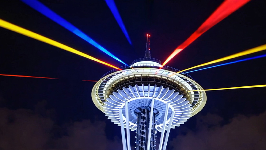 A circlular building with red