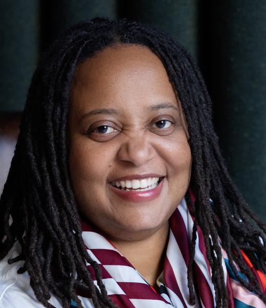 Headshot of Lisa Cholmondeley