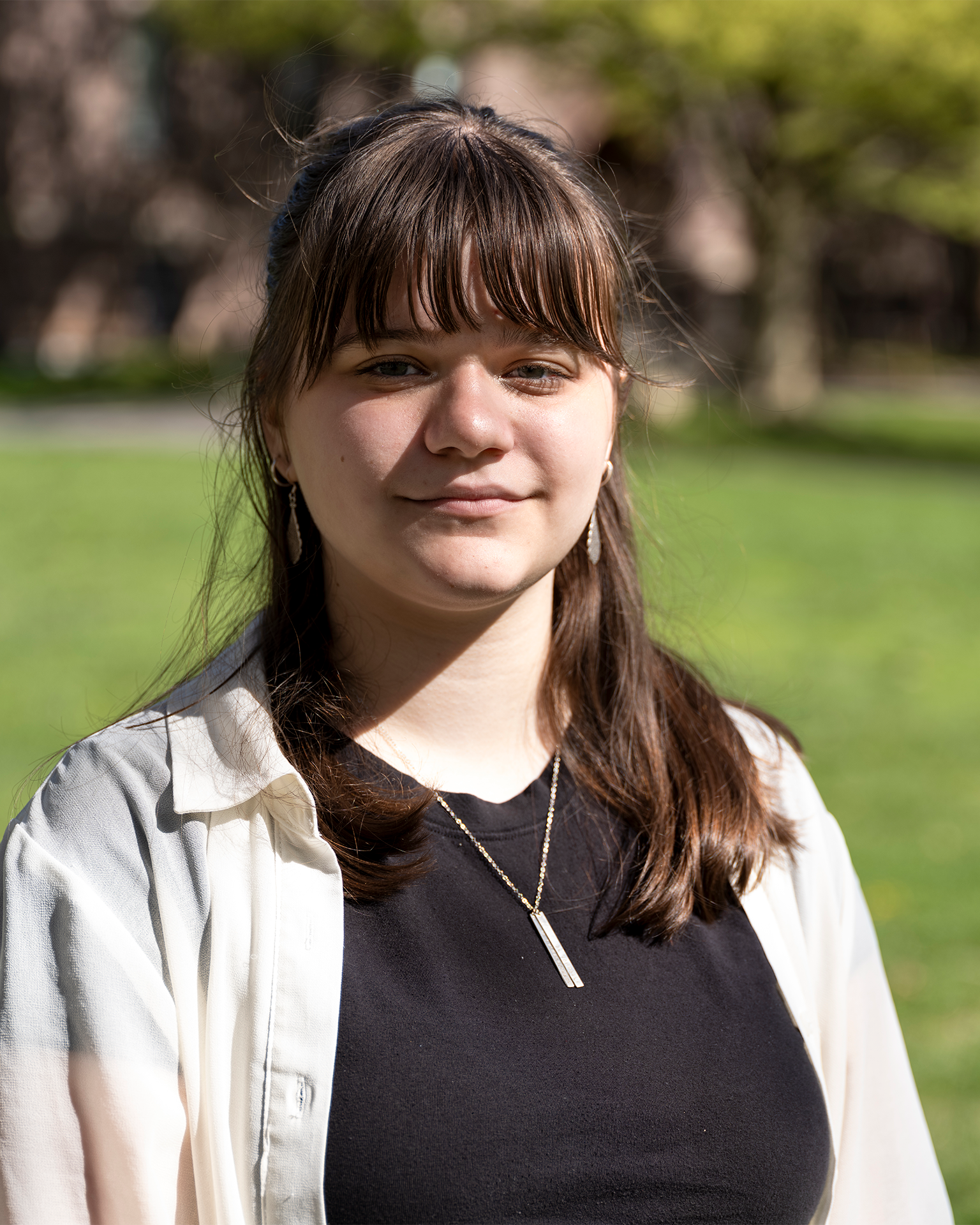 Headshot of Lauren Quellos