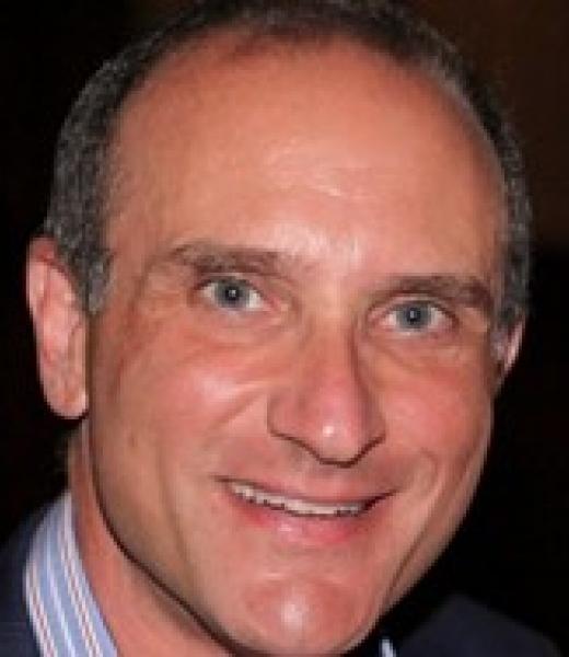 Headshot of Gerry Davis