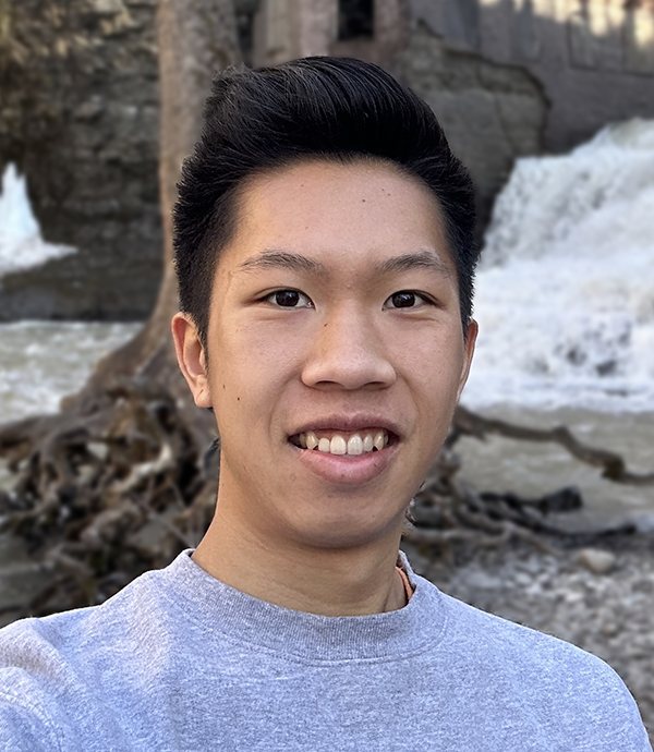 headshot of Russell Kwong