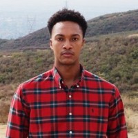 headshot of edozie onumonu