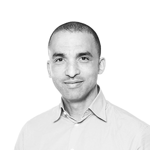 headshot of Gary Bates