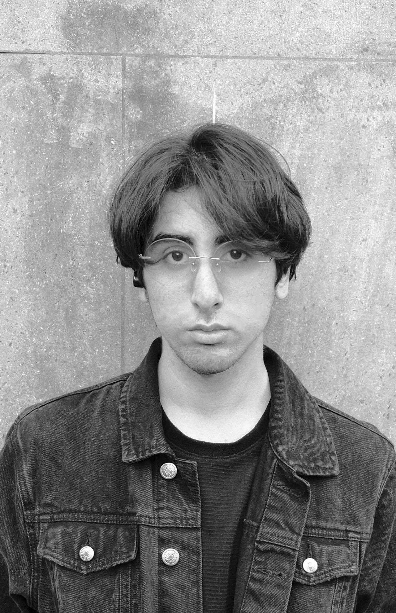 headshot of Edwin Flores